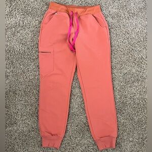 Figs Zamora Jogger in Terracotta